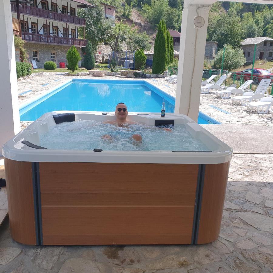 Etno Selo Vrelo & Camping Guest House Berane Exterior photo