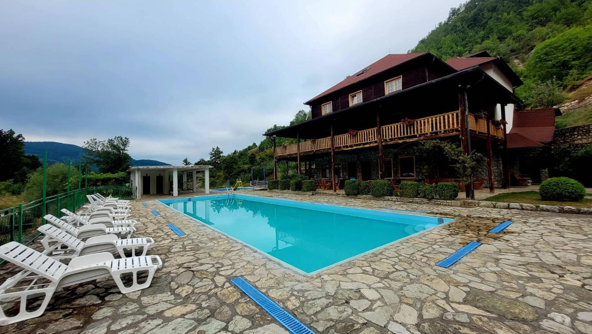 Etno Selo Vrelo & Camping Guest House Berane Exterior photo