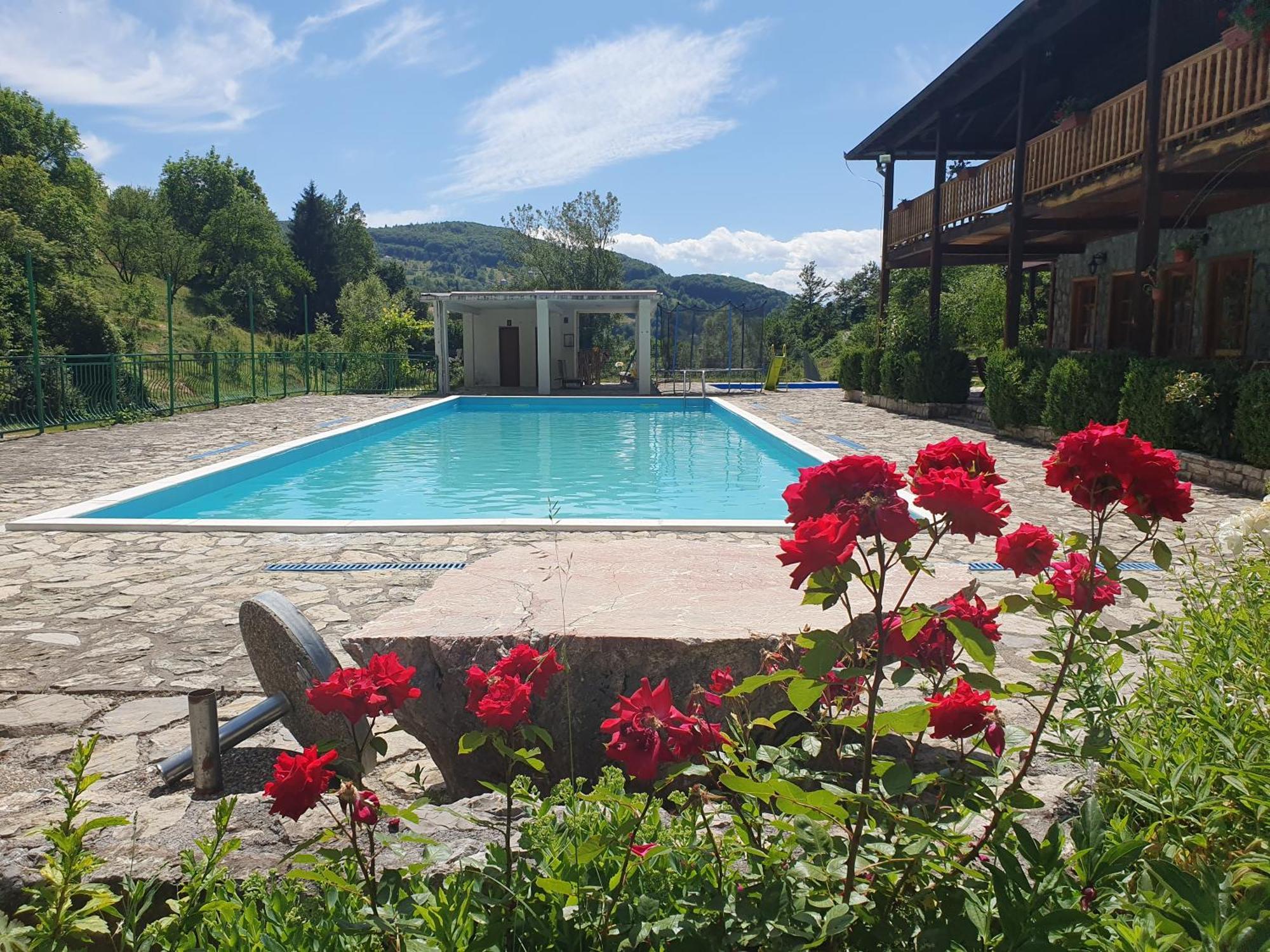 Etno Selo Vrelo & Camping Guest House Berane Exterior photo