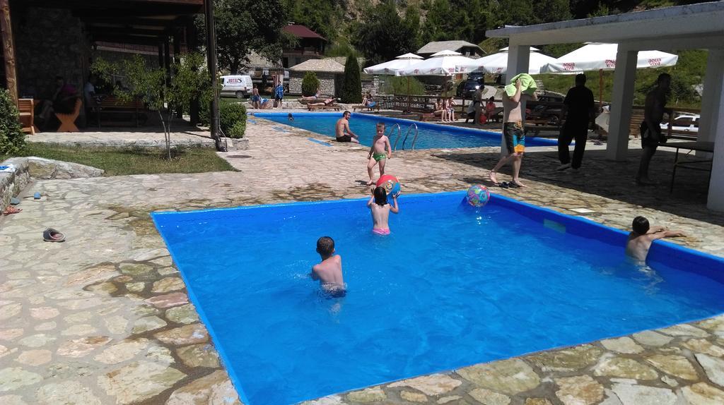 Etno Selo Vrelo & Camping Guest House Berane Exterior photo